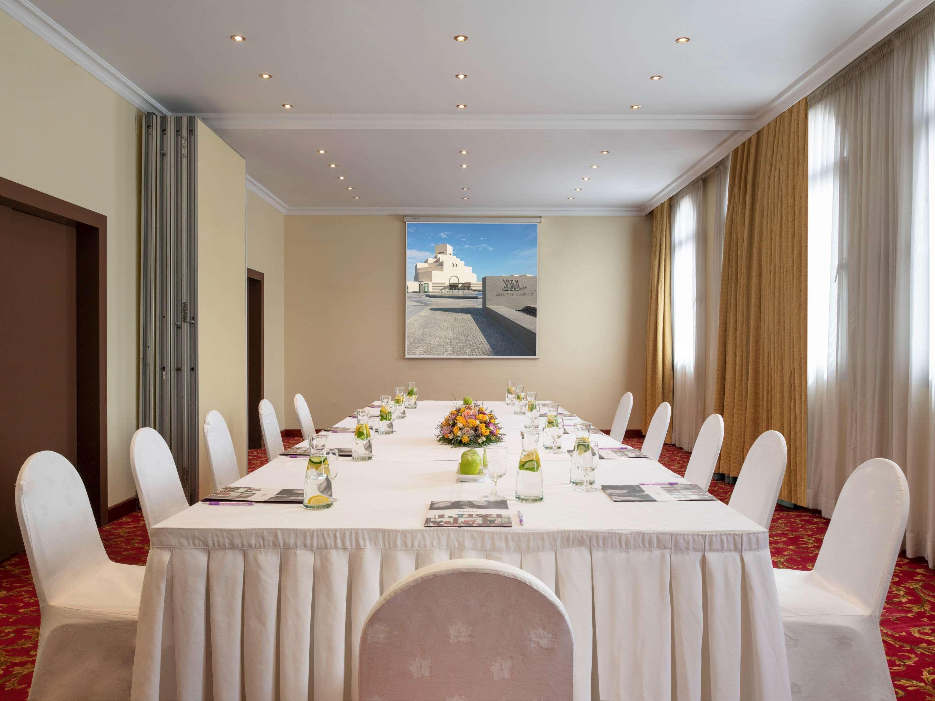 Treffen House Doha - Souq Waqif And Next To Msheireb Metro Station Hotel Bagian luar foto
