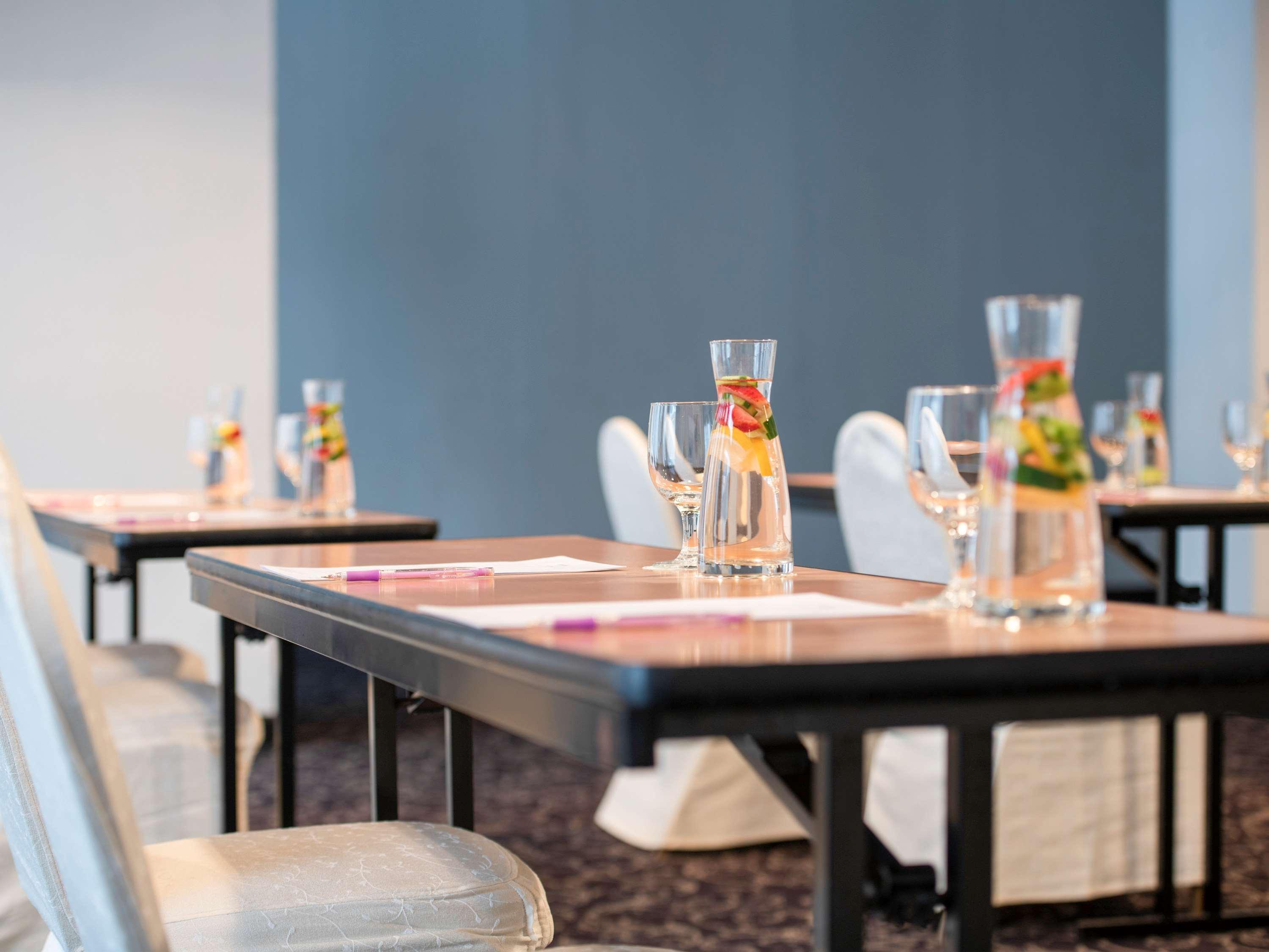 Treffen House Doha - Souq Waqif And Next To Msheireb Metro Station Hotel Bagian luar foto