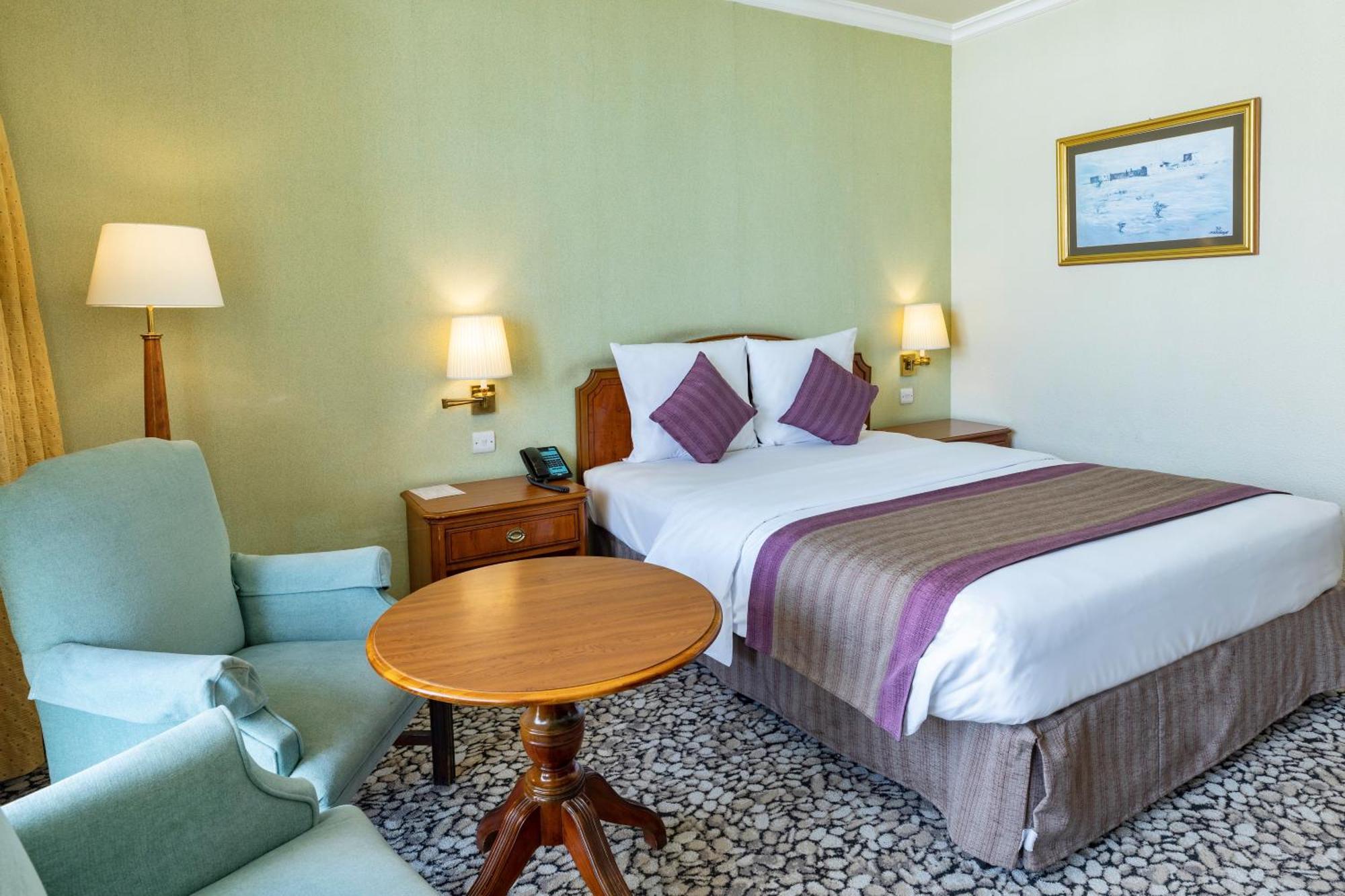 Treffen House Doha - Souq Waqif And Next To Msheireb Metro Station Hotel Bagian luar foto