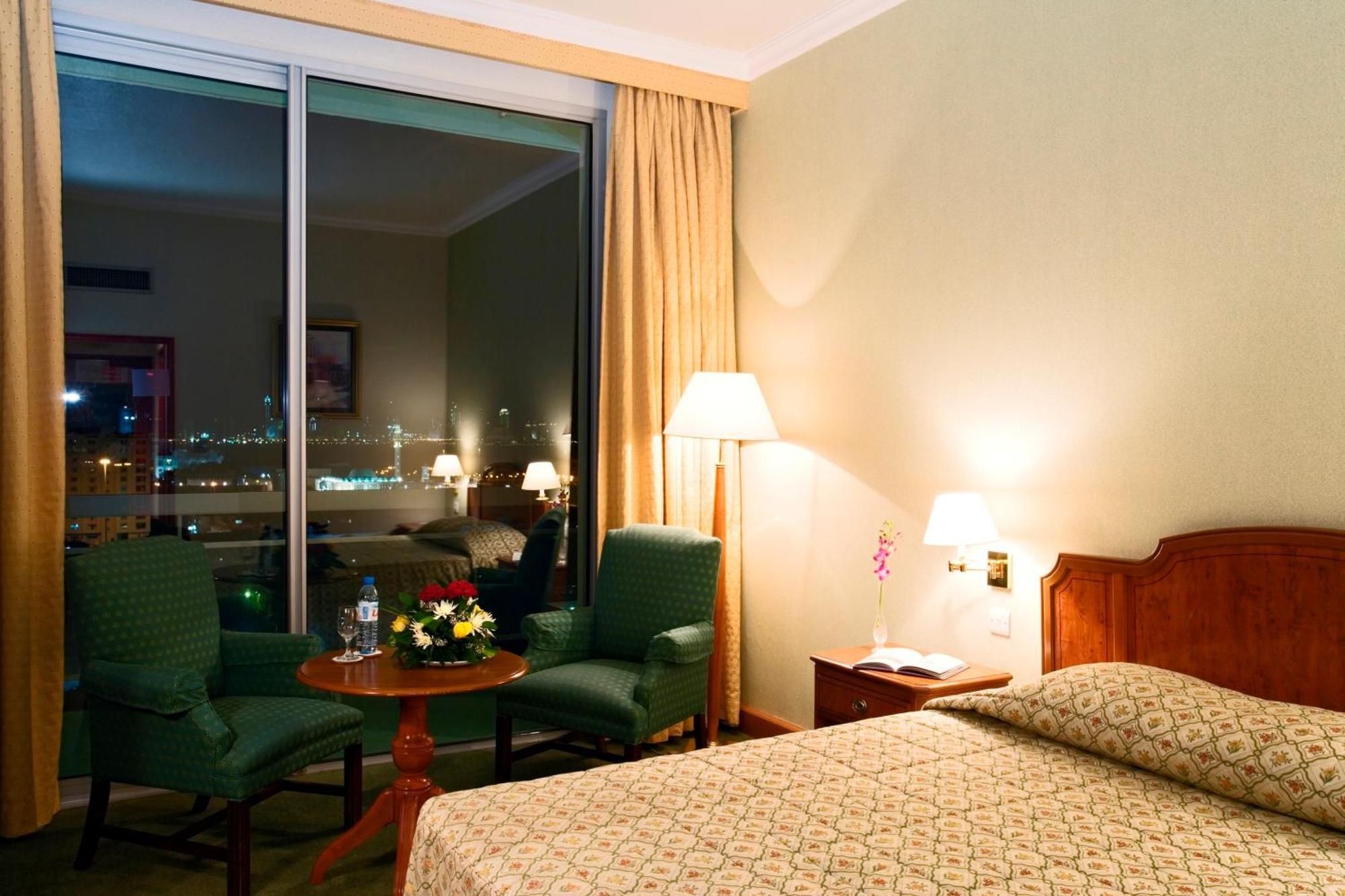 Treffen House Doha - Souq Waqif And Next To Msheireb Metro Station Hotel Ruang foto